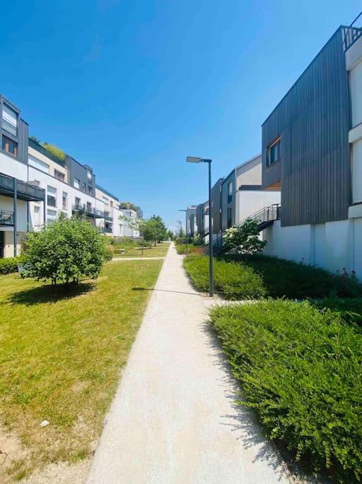 Family Apartment Disneyland-Paris, Garden&Parking Montevrain Luaran gambar